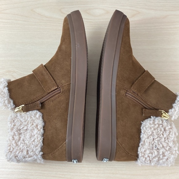 New Cole Haan Nantucket Cozy Ankle Boot in Earthen Suede Size 7 - Picture 3 of 6